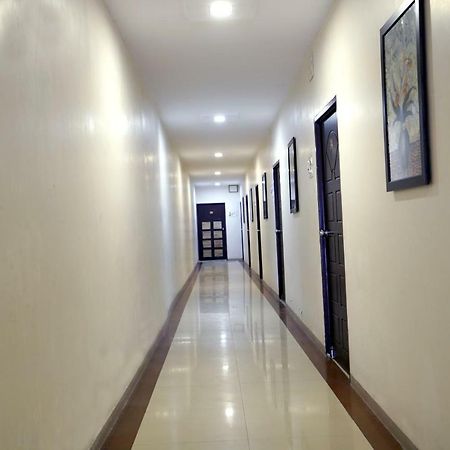 Hotel Royal 아흐메다바드 외부 사진